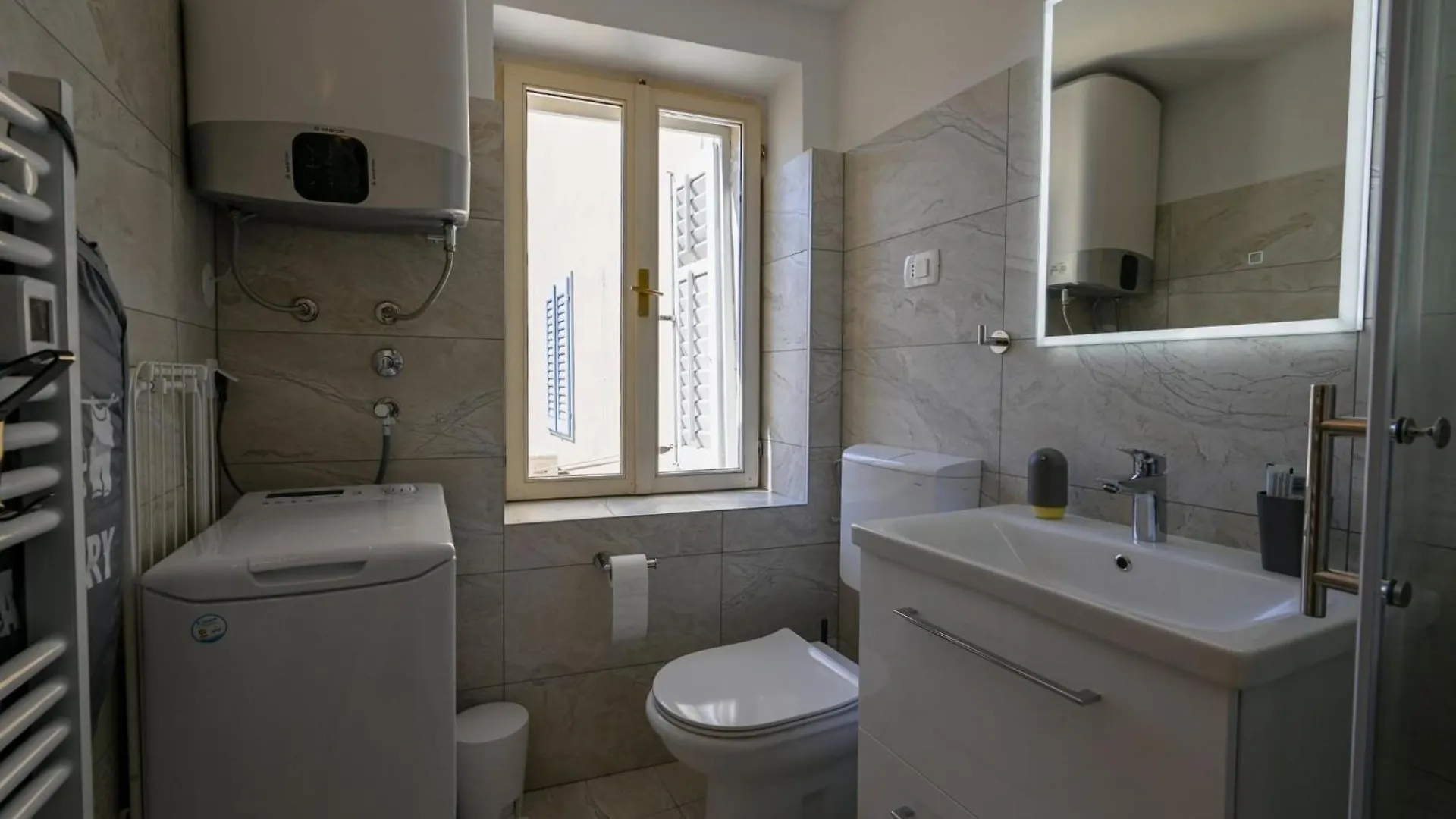 Old Town Modern And Sunny Studio Apartment Rovinj